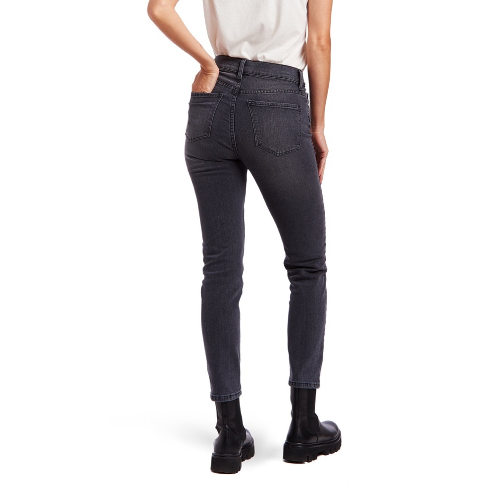 Elegant Gray Ankle Jeans for Women - Picture 4 of 9